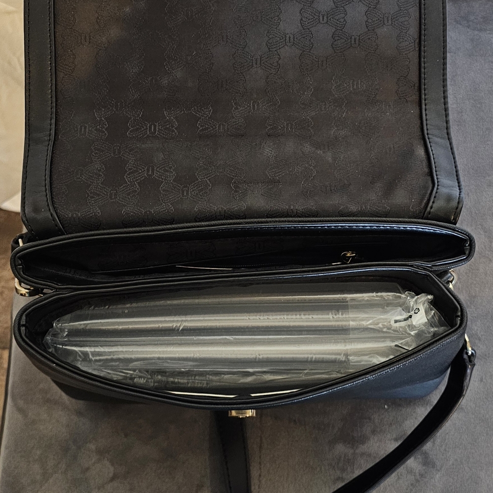 *UNIQUE* Ted Baker Black Satchel with Floral Embellishments - Picture 14 of 16
